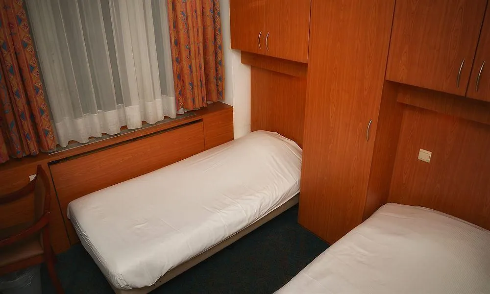 Empire Hotel Ostend
